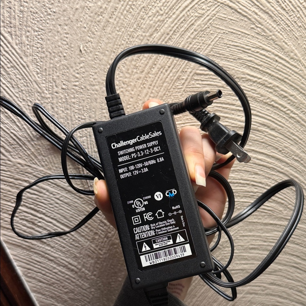 Challenger 12V Black Switching Power Supply Adapter